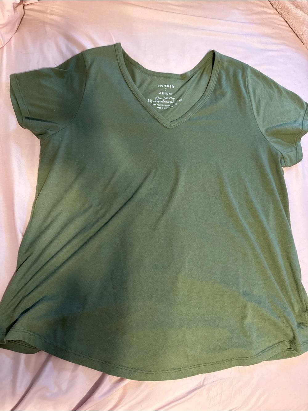 torrid Olive Green V-Neck Short Sleeve Tee - size 2